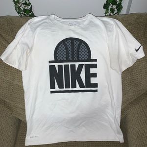 Men’s Small Nike Basketball Shirt